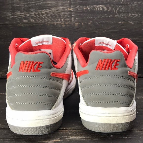 Nike Back Court Red /White Size 8.5 main image 4